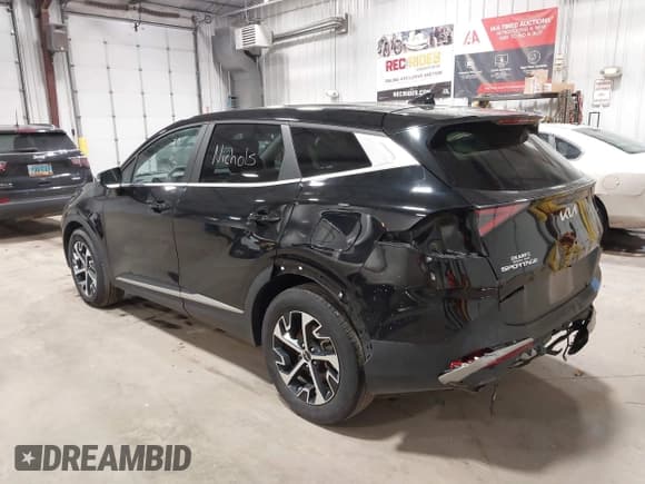 ✅ 2023 Kia Sportage EX • VIN: 5XYK33AF2PG026981 • Lot: 43583742. Listed on IAAI with 32,181 mi. Free auction sales archive from the USA and detailed vehicle history report at DreamBid. Image 3.