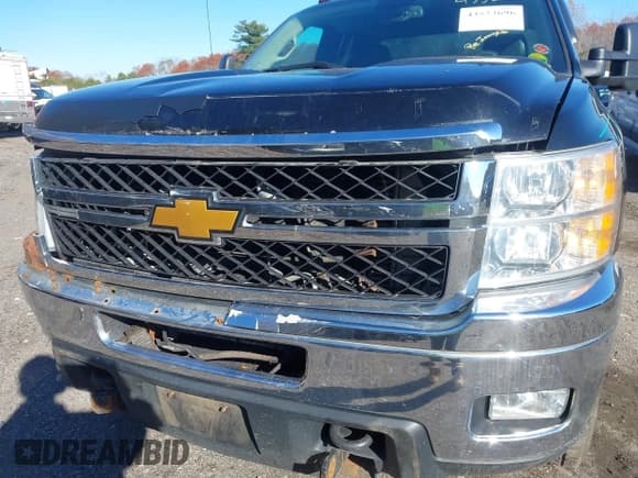 ✅ 2013 Chevrolet Silverado 2500HD LTZ • VIN: 1GC2KYC80DZ231792 • Lot: 43523696. Listed on IAAI with 139,538 mi. Free auction sales archive from the USA and detailed vehicle history report at DreamBid. Image 6.