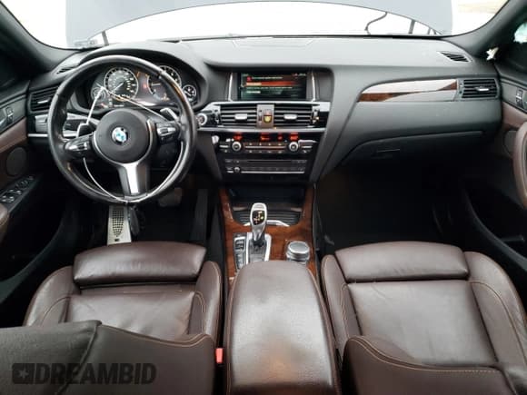 ✅ 2017 BMW X4 xDrive28i • VIN: 5UXXW3C3XH0T80365 • Lot: 39803323. Wystawiony na Copart z przebiegiem 74 674 mil. Bezpłatny archiwum sprzedaży aukcyjnych z USA i szczegółowy raport historii pojazdu na DreamBid. Zdjęcie 8.