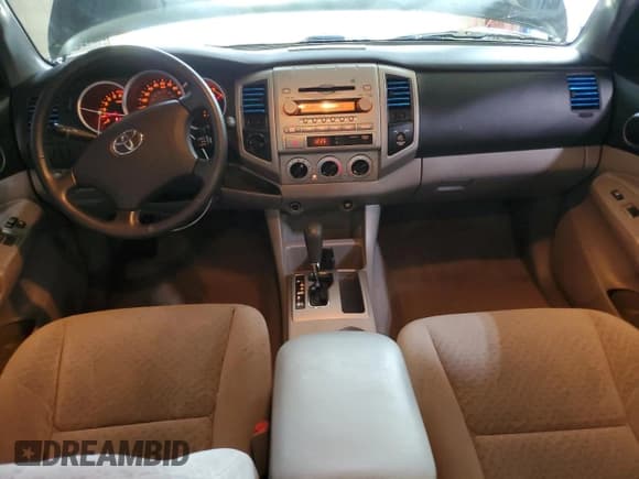 ✅ 2008 Toyota Tacoma • VIN: 5TEUU42N08Z479800 • Lot: 84241465. Wystawiony na Copart z przebiegiem 128 973 mil. Bezpłatny archiwum sprzedaży aukcyjnych z USA i szczegółowy raport historii pojazdu na DreamBid. Zdjęcie 8.