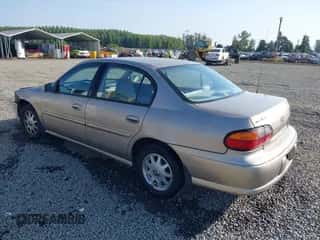 1998 Chevrolet Malibu z VIN 1G1ND52M0W6201600, wystawiony jako IAAI lot #39990604 z przebiegiem 114 468 mil mil oraz . Historia ofert i sprzedaży dostępna na DreamBid. Obrazek 3.
