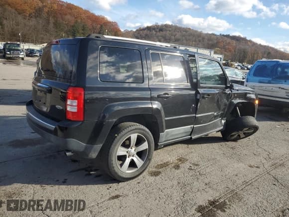 ✅ 2016 Jeep Patriot High Altitude • VIN: 1C4NJRFB6GD674625 • Lot: 91990235. Wystawiony na Copart z przebiegiem 90 426 mil. Bezpłatny archiwum sprzedaży aukcyjnych z USA i szczegółowy raport historii pojazdu na DreamBid. Zdjęcie 3.