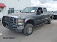 ✅ 2009 Ford F-250 XL • VIN: 1FTSW21559EB01306 • Lot: 43547544. Wystawiony na IAAI z przebiegiem 169 577 mil. Bezpłatny archiwum sprzedaży aukcyjnych z USA i szczegółowy raport historii pojazdu na DreamBid. Zdjęcie 17.