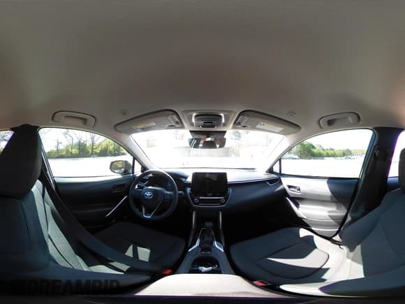 ✅ 2025 Toyota Corolla Cross LE • VIN: 7MUCAAAG5SV124153 • Lot: 41990954. Listed on IAAI with 1,878 mi. Free auction sales archive from the USA and detailed vehicle history report at DreamBid. Image 18.