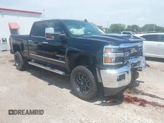 ✅ 2019 Chevrolet Silverado 2500HD LTZ • VIN: 1GC1KTEY6KF246923 • Лот: 42782860. Опубликован ранее на IAAI с пробегом 102 183 миль. Бесплатный доступ к архиву аукционных продаж из США и подробный отчёт об истории автомобиля на DreamBid. Изображение 1.