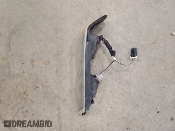 ✅ 2008 GMC Canyon SLE2 • VIN: 1GTDT13E288161405 • Лот: 69254155. Опубликован ранее на Copart с пробегом 123 511 миль. Бесплатный доступ к архиву аукционных продаж из США и подробный отчёт об истории автомобиля на DreamBid. Изображение 12.