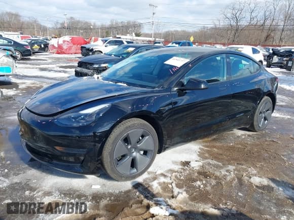 ✅ 2023 Tesla Model 3 • VIN: 5YJ3E1EA5PF563496 • Lot: 41541727. Wystawiony na IAAI z przebiegiem 20 375 mil. Bezpłatny archiwum sprzedaży aukcyjnych z USA i szczegółowy raport historii pojazdu na DreamBid. Zdjęcie 22.