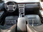 ✅ 2009 Ford Flex SEL • VIN: 2FMEK62C89BA09580 • Лот: 67990235. Опубликован ранее на Copart с пробегом 237 587 миль. Бесплатный доступ к архиву аукционных продаж из США и подробный отчёт об истории автомобиля на DreamBid. Изображение 8.