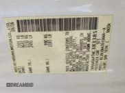 ✅ 2017 Nissan Maxima SV • VIN: 1N4AA6AP7HC383385 • Lot: 41850227. Wystawiony na IAAI z przebiegiem 127 191 mil. Bezpłatny archiwum sprzedaży aukcyjnych z USA i szczegółowy raport historii pojazdu na DreamBid. Zdjęcie 9.