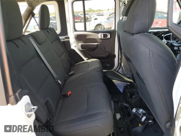 ✅ 2022 Jeep Wrangler Unlimited High Tide • VIN: 1C4HJXDG6NW167239 • Lot: 81921624. Listed on Copart with 37,047 mi. Free auction sales archive from the USA and detailed vehicle history report at DreamBid. Image 10.