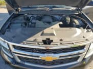 ✅ 2015 Chevrolet Suburban LT • VIN: 1GNSKJKC6FR183335 • Lot: 77527414. Wystawiony na Copart z przebiegiem 169 762 mil. Bezpłatny archiwum sprzedaży aukcyjnych z USA i szczegółowy raport historii pojazdu na DreamBid. Zdjęcie 12.