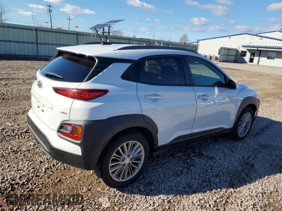 ✅ 2020 Hyundai Kona SEL • VIN: KM8K2CAA8LU553824 • Лот: 90082455. Опубликован ранее на Copart с пробегом 66 363 миль. Бесплатный доступ к архиву аукционных продаж из США и подробный отчёт об истории автомобиля на DreamBid. Изображение 3.
