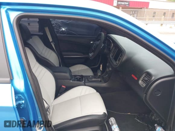 ✅ 2023 Dodge Charger SRT Hellcat Widebody Jailbreak • VIN: 2C3CDXL95PH618381 • Lot: 42126710. Listed on IAAI with 13,426 mi. Free auction sales archive from the USA and detailed vehicle history report at DreamBid. Image 5.