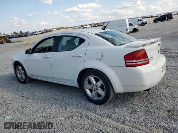 ✅ 2009 Dodge Avenger • VIN: 1B3LC76V19N545626 • Lot: 71909285. Wystawiony na Copart z przebiegiem 195 831 mil. Bezpłatny archiwum sprzedaży aukcyjnych z USA i szczegółowy raport historii pojazdu na DreamBid. Zdjęcie 2.