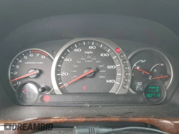 ✅ 2004 Honda Pilot EX • VIN: 2HKYF18534H587908 • Лот: 94661905. Опубликован ранее на Copart с пробегом 182 719 миль. Бесплатный доступ к архиву аукционных продаж из США и подробный отчёт об истории автомобиля на DreamBid. Изображение 9.