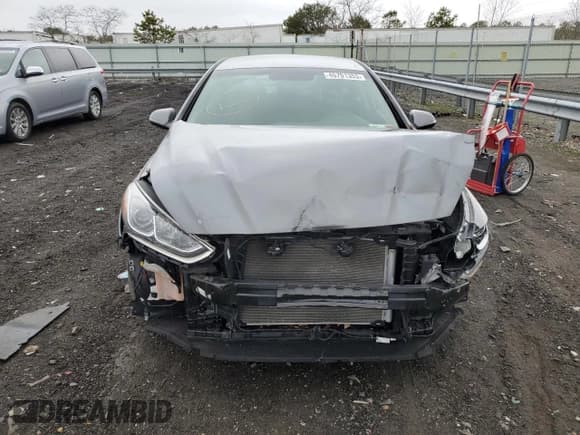 ✅ 2019 Hyundai Sonata SEL • VIN: 5NPE34AF3KH760064 • Лот: 45701353. Опубликован ранее на Copart с пробегом 26 847 миль. Бесплатный доступ к архиву аукционных продаж из США и подробный отчёт об истории автомобиля на DreamBid. Изображение 5.