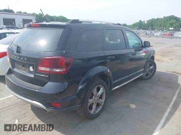 ✅ 2017 Dodge Journey Crossroad Plus • VIN: 3C4PDCGG1HT554945 • Лот: 42320590. Опубликован ранее на IAAI с пробегом 160 085 миль. Бесплатный доступ к архиву аукционных продаж из США и подробный отчёт об истории автомобиля на DreamBid. Изображение 4.