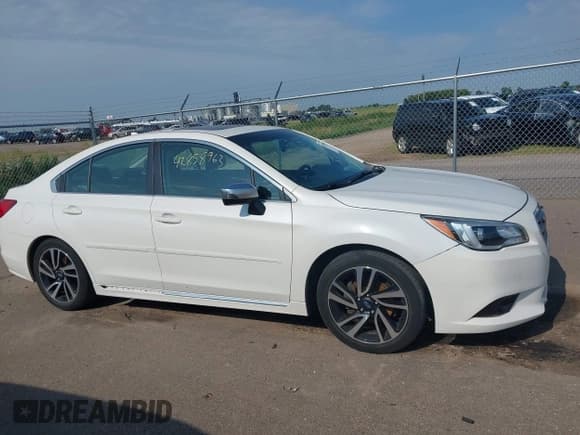 ✅ 2017 Subaru Legacy Special Sports • VIN: 4S3BNAR67H3051769 • Лот: 42858963. Опубликован ранее на IAAI с пробегом 111 461 миль. Бесплатный доступ к архиву аукционных продаж из США и подробный отчёт об истории автомобиля на DreamBid. Изображение 13.
