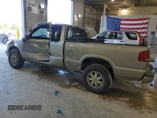 ✅ 2003 GMC Sonoma SLS • VIN: 1GTDT19X038102919 • Lot: 63662154. Wystawiony na Copart z przebiegiem Nie podano. Bezpłatny archiwum sprzedaży aukcyjnych z USA i szczegółowy raport historii pojazdu na DreamBid. Zdjęcie 2.