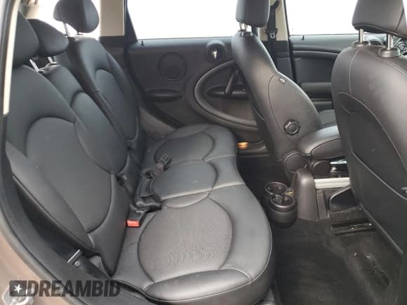 ✅ 2014 MINI Countryman S • VIN: WMWZC3C56EWP51791 • Lot: 85122685. Wystawiony na Copart z przebiegiem 44 504 mil. Bezpłatny archiwum sprzedaży aukcyjnych z USA i szczegółowy raport historii pojazdu na DreamBid. Zdjęcie 10.