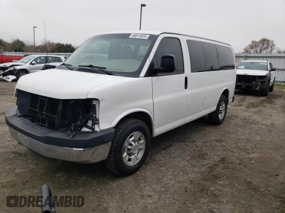 ✅ 2012 Chevrolet Express Passenger 1LT • VIN: 1GAZGYFG8C1174282 • Lot: 86012024. Wystawiony na Copart z przebiegiem 170 680 mil. Bezpłatny archiwum sprzedaży aukcyjnych z USA i szczegółowy raport historii pojazdu na DreamBid. Zdjęcie 1.
