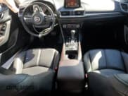 ✅ 2018 Mazda 3 Touring • VIN: 3MZBN1L30JM263428 • Lot: 82687335. Wystawiony na Copart z przebiegiem 57 273 mil. Bezpłatny archiwum sprzedaży aukcyjnych z USA i szczegółowy raport historii pojazdu na DreamBid. Zdjęcie 8.