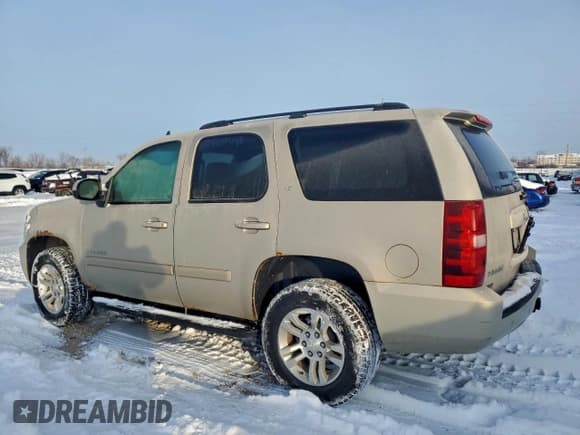 ✅ 2008 Chevrolet Tahoe LTZ • VIN: 1GNFK130X8J113070 • Lot: 95303695. Listed on Copart with 214,692 mi. Free auction sales archive from the USA and detailed vehicle history report at DreamBid. Image 2.