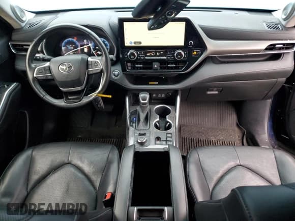 ✅ 2023 Toyota Highlander XLE • VIN: 5TDKDRBH4PS036057 • Лот: 71100375. Опубликован ранее на Copart с пробегом 57 763 миль. Бесплатный доступ к архиву аукционных продаж из США и подробный отчёт об истории автомобиля на DreamBid. Изображение 8.