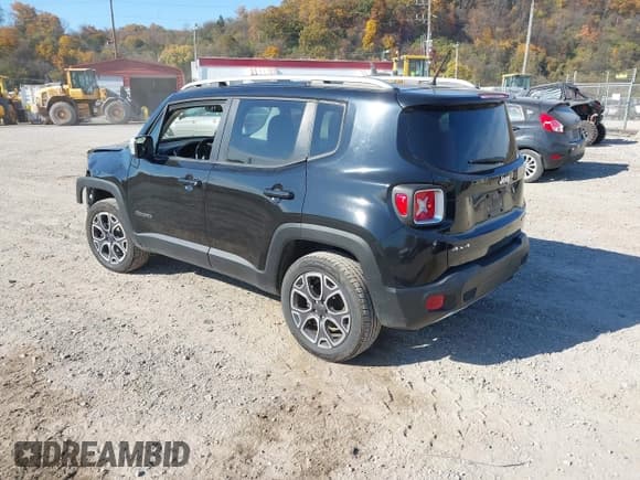 ✅ 2016 Jeep Renegade Limited • VIN: ZACCJBDT8GPD10766 • Lot: 43615164. Wystawiony na IAAI z przebiegiem 67 683 mil. Bezpłatny archiwum sprzedaży aukcyjnych z USA i szczegółowy raport historii pojazdu na DreamBid. Zdjęcie 3.