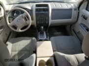 ✅ 2010 Ford Escape XLS • VIN: 1FMCU0C79AKD43207 • Лот: 92523155. Опубликован ранее на Copart с пробегом 166 052 миль. Бесплатный доступ к архиву аукционных продаж из США и подробный отчёт об истории автомобиля на DreamBid. Изображение 8.