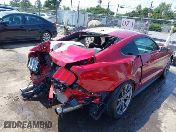 ✅ 2016 Ford Mustang GT • VIN: 1FA6P8CF1G5218326 • Lot: 42485509. Wystawiony na IAAI z przebiegiem 69 943 mil. Bezpłatny archiwum sprzedaży aukcyjnych z USA i szczegółowy raport historii pojazdu na DreamBid. Zdjęcie 4.