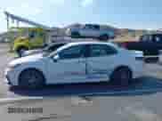 2022 Toyota Camry SE z VIN 4T1G11AK9NU047993, wystawiony jako IAAI lot #43315367 z przebiegiem 70 901 mil mil oraz . Historia ofert i sprzedaży dostępna na DreamBid. Obrazek 14.