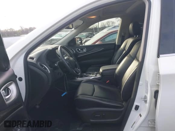 ✅ 2019 Infiniti QX60 Luxe • VIN: 5N1DL0MM2KC560167 • Lot: 43816737. Wystawiony na IAAI z przebiegiem 76 640 mil. Bezpłatny archiwum sprzedaży aukcyjnych z USA i szczegółowy raport historii pojazdu na DreamBid. Zdjęcie 5.