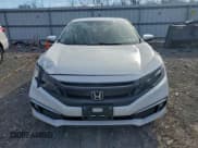 ✅ 2019 Honda Civic Touring • VIN: 19XFC1F96KE200579 • Лот: 93822055. Опубликован ранее на Copart с пробегом 101 810 миль. Бесплатный доступ к архиву аукционных продаж из США и подробный отчёт об истории автомобиля на DreamBid. Изображение 5.
