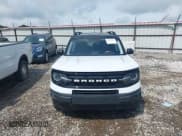 ✅ 2021 Ford Bronco Sport Outer Banks • VIN: 3FMCR9C62MRA59284 • Lot: 42398762. Wystawiony na IAAI z przebiegiem 92 479 mil. Bezpłatny archiwum sprzedaży aukcyjnych z USA i szczegółowy raport historii pojazdu na DreamBid. Zdjęcie 13.