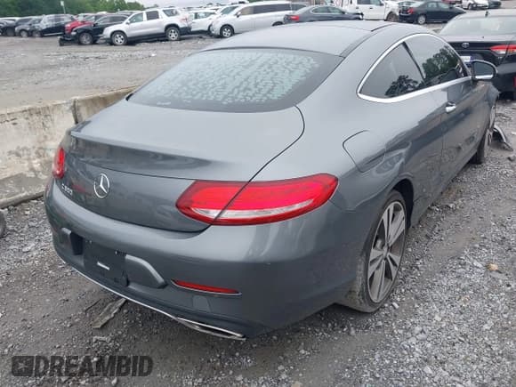 ✅ 2017 Mercedes-Benz C 300 • VIN: WDDWJ4JB4HF379226 • Lot: 42366082. Listed on IAAI with 96,015 mi. Free auction sales archive from the USA and detailed vehicle history report at DreamBid. Image 4.