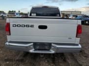 ✅ 2001 Dodge Dakota Sport • VIN: 1B7HL2AN21S343110 • Lot: 85389014. Wystawiony na Copart z przebiegiem 102 897 mil. Bezpłatny archiwum sprzedaży aukcyjnych z USA i szczegółowy raport historii pojazdu na DreamBid. Zdjęcie 6.