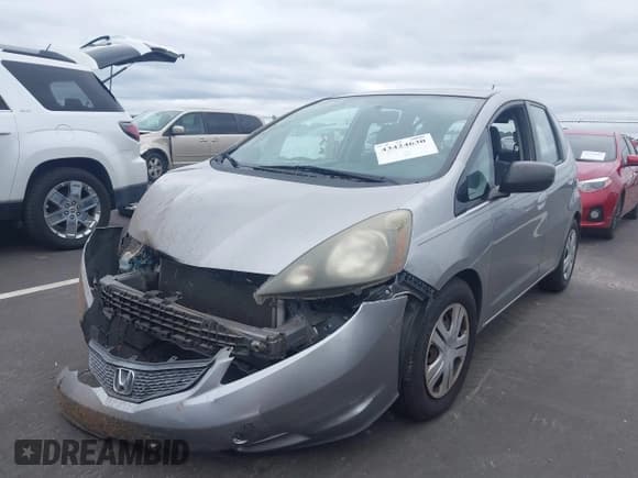 ✅ 2009 Honda Fit • VIN: JHMGE88289S055025 • Lot: 43424630. Wystawiony na IAAI z przebiegiem 319 864 mil. Bezpłatny archiwum sprzedaży aukcyjnych z USA i szczegółowy raport historii pojazdu na DreamBid. Zdjęcie 17.