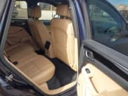 ✅ 2021 Porsche Macan • VIN: WP1AA2A54MLB16408 • Lot: 42575584. Wystawiony na IAAI z przebiegiem 34 403 mil. Bezpłatny archiwum sprzedaży aukcyjnych z USA i szczegółowy raport historii pojazdu na DreamBid. Zdjęcie 8.