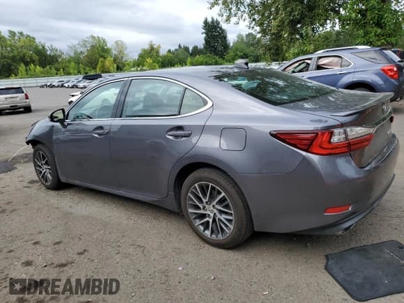 ✅ 2016 Lexus ES 330 • VIN: 58ABK1GG5GU015418 • Lot: 68972255. Listed on Copart with 57,191 mi. Free auction sales archive from the USA and detailed vehicle history report at DreamBid. Image 2.