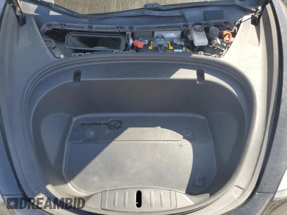 ✅ 2020 Tesla Model 3 Long Range • VIN: 5YJ3E1EB2LF746602 • Лот: 84912335. Опубликован ранее на Copart с пробегом 69 363 миль. Бесплатный доступ к архиву аукционных продаж из США и подробный отчёт об истории автомобиля на DreamBid. Изображение 11.