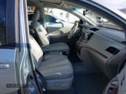 ✅ 2014 Toyota Sienna XLE • VIN: 5TDYK3DC5ES510156 • Lot: 43828821. Listed on IAAI with 233,799 mi. Free auction sales archive from the USA and detailed vehicle history report at DreamBid. Image 5.