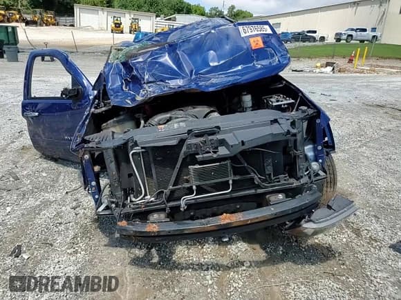 ✅ 2013 Chevrolet Avalanche LS • VIN: 3GNMCEE01DG379467 • Lot: 67976585. Listed on Copart with Not provided. Free auction sales archive from the USA and detailed vehicle history report at DreamBid. Image 14.