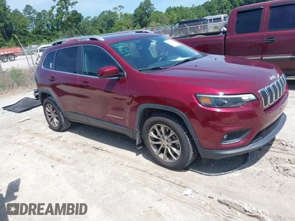 ✅ 2019 Jeep Cherokee Latitude Plus • VIN: 1C4PJLLX1KD272090 • Lot: 42672882. Listed on IAAI with 85,923 mi. Free auction sales archive from the USA and detailed vehicle history report at DreamBid. Image 1.