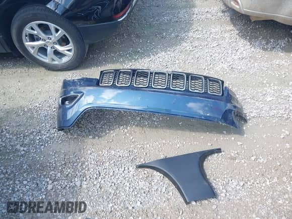 2021 Jeep Grand Cherokee 80th Anniversary с VIN 1C4RJEBG3MC813901, выставлен на аукционе IAAI как лот 42637461 с пробегом 77 670 миль миль и . История ставок и продаж доступна на DreamBid. Изображение 12.