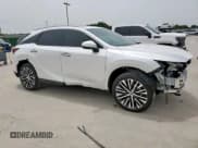 ✅ 2025 Lexus RX 350 • VIN: 2T2BAMBA2SC054715 • Lot: 57176265. Wystawiony na Copart z przebiegiem 18 241 mil. Bezpłatny archiwum sprzedaży aukcyjnych z USA i szczegółowy raport historii pojazdu na DreamBid. Zdjęcie 4.