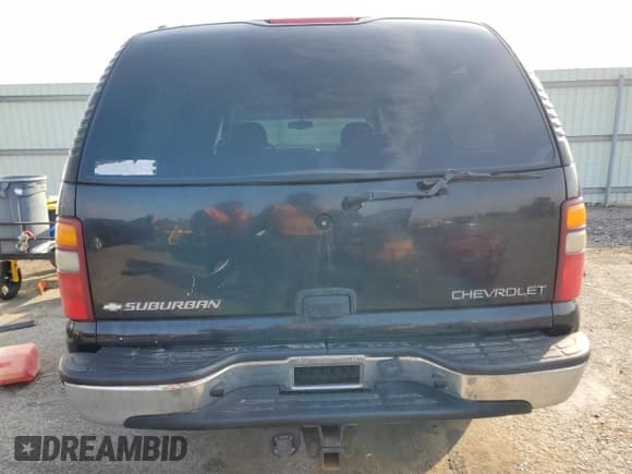 ✅ 2002 Chevrolet Suburban LS • VIN: 3GNGK26U42G214719 • Лот: 48887665. Опубликован ранее на Copart с пробегом 244 199 миль. Бесплатный доступ к архиву аукционных продаж из США и подробный отчёт об истории автомобиля на DreamBid. Изображение 6.