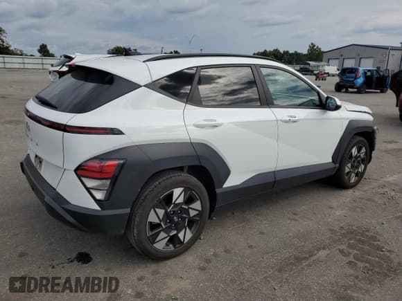 ✅ 2024 Hyundai Kona SEL • VIN: KM8HB3AB1RU086676 • Лот: 80934555. Опубликован ранее на Copart с пробегом 67 248 миль. Бесплатный доступ к архиву аукционных продаж из США и подробный отчёт об истории автомобиля на DreamBid. Изображение 3.