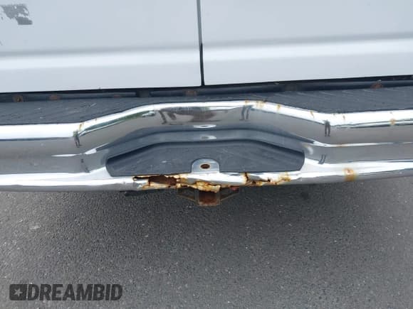 ✅ 2013 Ford Econoline Cargo Commercial • VIN: 1FTSS3EL4DDA51670 • Lot: 42894720. Wystawiony na IAAI z przebiegiem 185 853 mil. Bezpłatny archiwum sprzedaży aukcyjnych z USA i szczegółowy raport historii pojazdu na DreamBid. Zdjęcie 6.