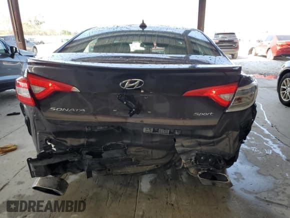 ✅ 2017 Hyundai Sonata Sport • VIN: 5NPE34AF2HH571706 • Lot: 44155203. Listed on Copart with 101,683 mi. Free auction sales archive from the USA and detailed vehicle history report at DreamBid. Image 6.